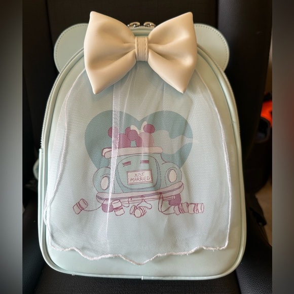 Disney Loungefly ‘Just Married’ Mickey & Minnie Mini Backpack w/ bride bow/veil - Picture 2 of 10
